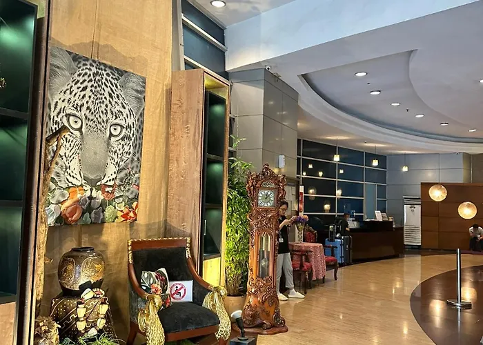 Luckybnb In Front Of Us Embassy 4*